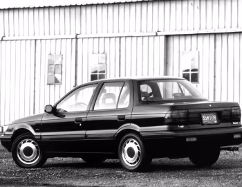 1989–92 Eagle Summit Sedan