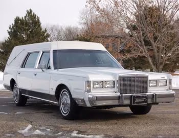 Lincoln Town Car Hearse by The Eagle Coach Company '1987