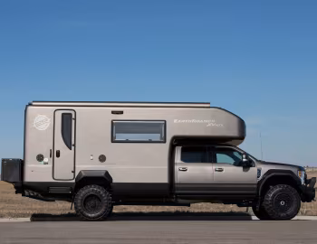 2019 EarthRoamer XV-LTS (# 1FD0W5HT8KED93855)