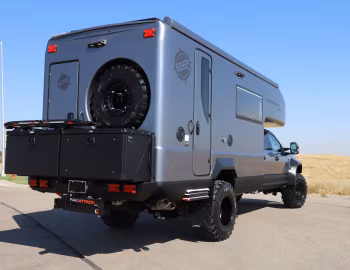 2018 EarthRoamer XV-LTS (#1FD0W5HT7EEB83123)