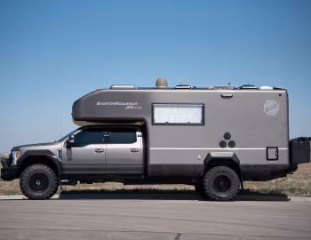 2019 EarthRoamer XV-LTS (#1FD0W5HT3KEC45760)