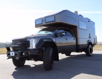 2018 EarthRoamer XV-LTS (#1FD0W5HT0JEC41213)