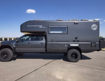 2019 EarthRoamer XV-LTS (#1FD0W5HT3KEE26664)
