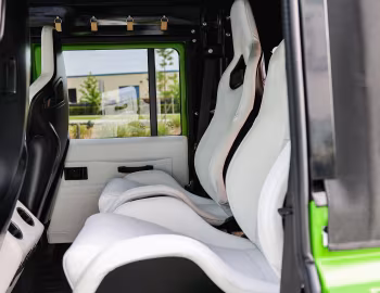 Interior E.C.D. Automotive Design Defender 110 "Project Naw" '05.2022