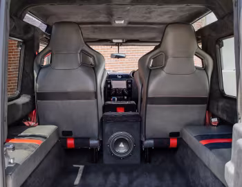 Porta-malas E.C.D. Automotive Design Defender 110 "Project Soho" '05.2019