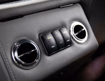 Interior E.C.D. Automotive Design Defender 110 "Project Yellow Stone" '12.2019