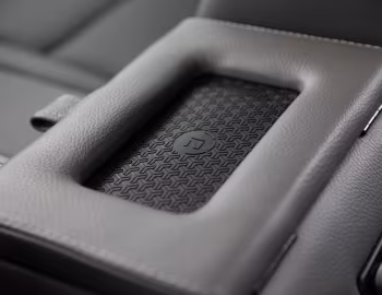 Interior E.C.D. Automotive Design Defender 110 "Project Yellow Stone" '12.2019