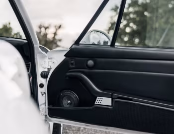 Interior E.C.D. Automotive Design Porsche 911 "Project Gravette" (993) '10.2025