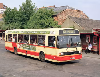 Leyland National 11351A/1R East Lancs Greenway [UK-spec] (B521F) '10.1993–02.1996