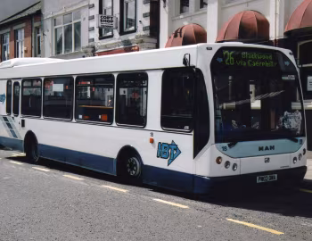 MAN 14.220 East Lancs Myllennium [UK-spec] (B35F) '06.2003–04.2004