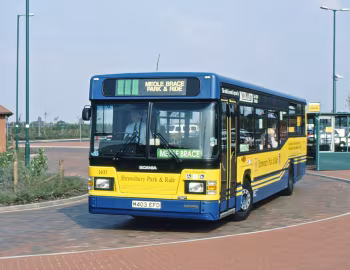 East Lancs MaxCi [UK-spec] (DP42F) '04.1995