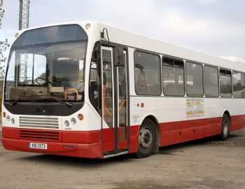 Leyland Tiger TRCTL11/3R East Lancs Myllennium Hyline [UK-spec] (C49F) '08.2000