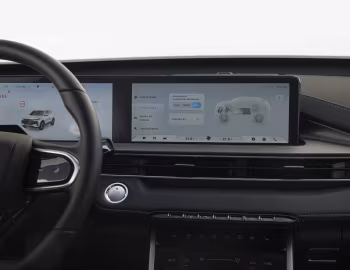 Интерьер Ebro S400 '2025–н.в.