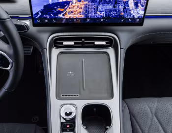 Интерьер Ebro S800 '2024–н.в.