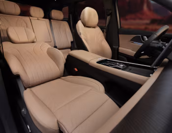 Интерьер Ebro S900 PHEV '2025–н.в.