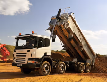 Scania P360 8×4 rigid CP16 with Edbro tipper body [UK-spec] '2007–11