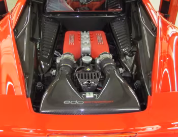 Sous la capuche Edo Competition Ferrari 458 Italia '2010–15