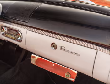 Інтэр'ер 1958 Edsel Pacer Convertible (76B)