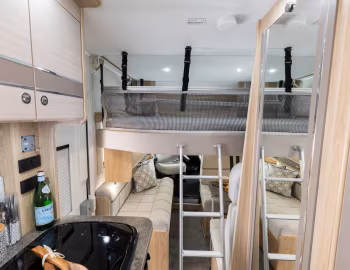Interior 2017–pr. Elddis Autoquest 196 '2016–pr.