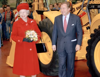 JCB World Headquarters, Elizabeth II, Anthony Paul Bamford