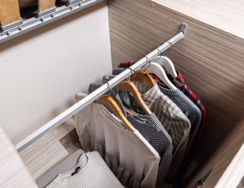 Interior Elnagh T-Loft 529 '2016–pr.