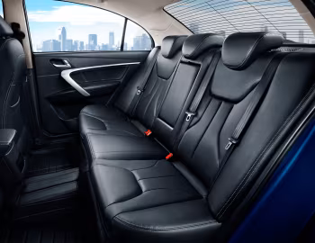 Інтэр'ер Geely Emgrand "1 Million" '10.2016–17