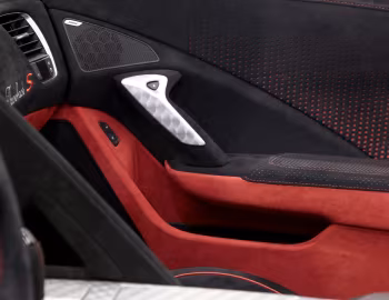 Interior Equus Throwback '2018