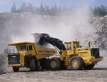 Euclid R40C, Volvo L330D