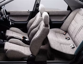 内饰 Eunos 100 '11.1989–94