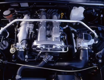 Under the hood M2 1001 (NA6CE) '12.1991–92