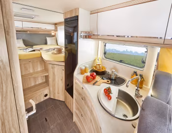 Interior 2018–pr. Eura Mobil Profila RS 695 EB '2017–pr.
