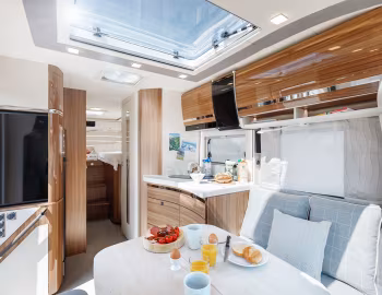 Intérieur 2021–pr. Eura Mobil Contura (Br.907) '2020–pr.