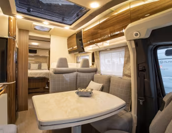 Interior 2021–pr. Eura Mobil Contura (Br.907) '2020–pr.
