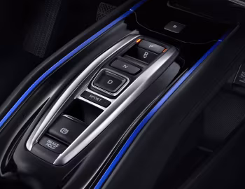 Interior Everus VE-1 '2018–pr.