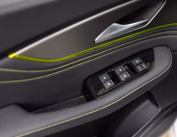 Intérieur Evolute i-SKY '11.2023–26