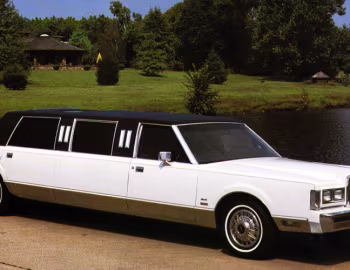 1988 Lincoln Executive President 620 Limousine by Executive Coach Builders