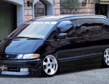 Fabulous Toyota Estima Emina '1996–2000