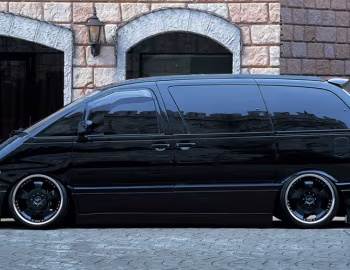 Fabulous Toyota Estima Lucida '1995–96