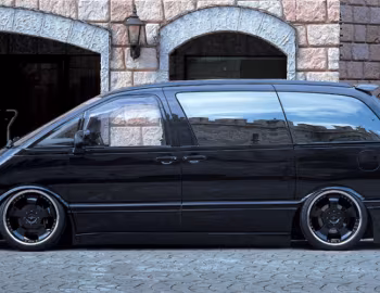 Fabulous Toyota Estima Revision 2 '1990–2000