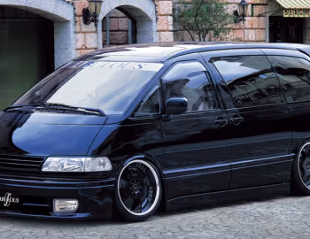 Fabulous Toyota Estima Revision 3 '1990–2000