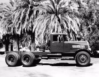 1938 Fageol 10-66 Chassis