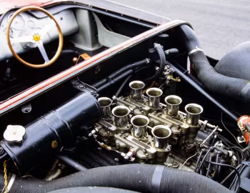 Sous la capuche Ferrari 268 SP (#0798) '11.1962