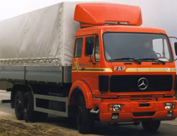 FAP 2228 6×2 Pritschenwagen