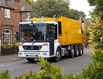 Mercedes-Benz Econic 3233 L FAUN Variopress Refuse Truck [UK-spec] (Br.957) '2006–13