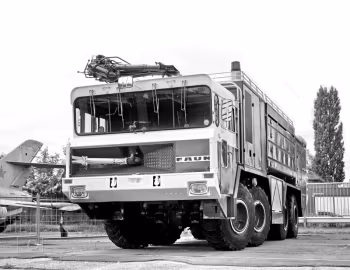 FAUN Winner LF 1410/52 V 8×8 Schaumtanker Metz '1970–????