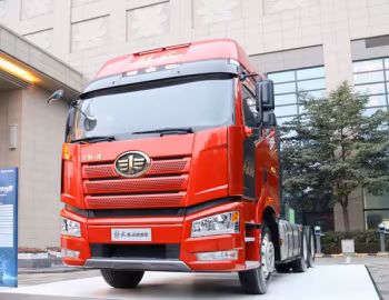 FAW J6P 6×4 tractor '2017–н.в.
