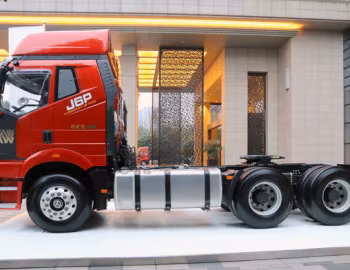 FAW J6P 6×4 tractor '2017–н.в.