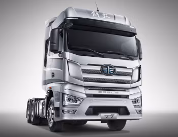 FAW Jiefang J7 Eagle 6×4 Tractor '2017–н.в.