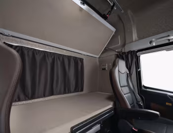 Интерьер FAW Jiefang J7 Eagle 4×2 Tractor '2018–н.в.