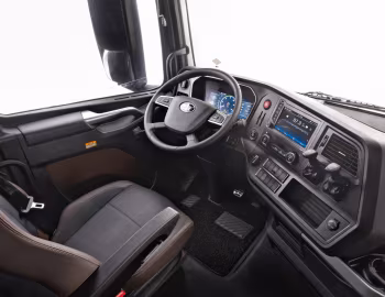 Торпедо FAW Jiefang J7 Eagle 4×2 Tractor '2018–н.в.
